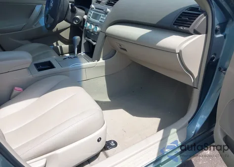 2009 Toyota Camry Le z USA, uszkodzony, nr VIN 4T1BE46K39U892160